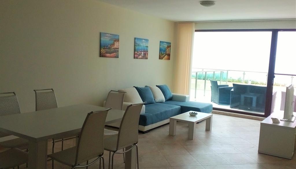 الشقق الفندقية كافارنافي  Calithea Complex المظهر الخارجي الصورة